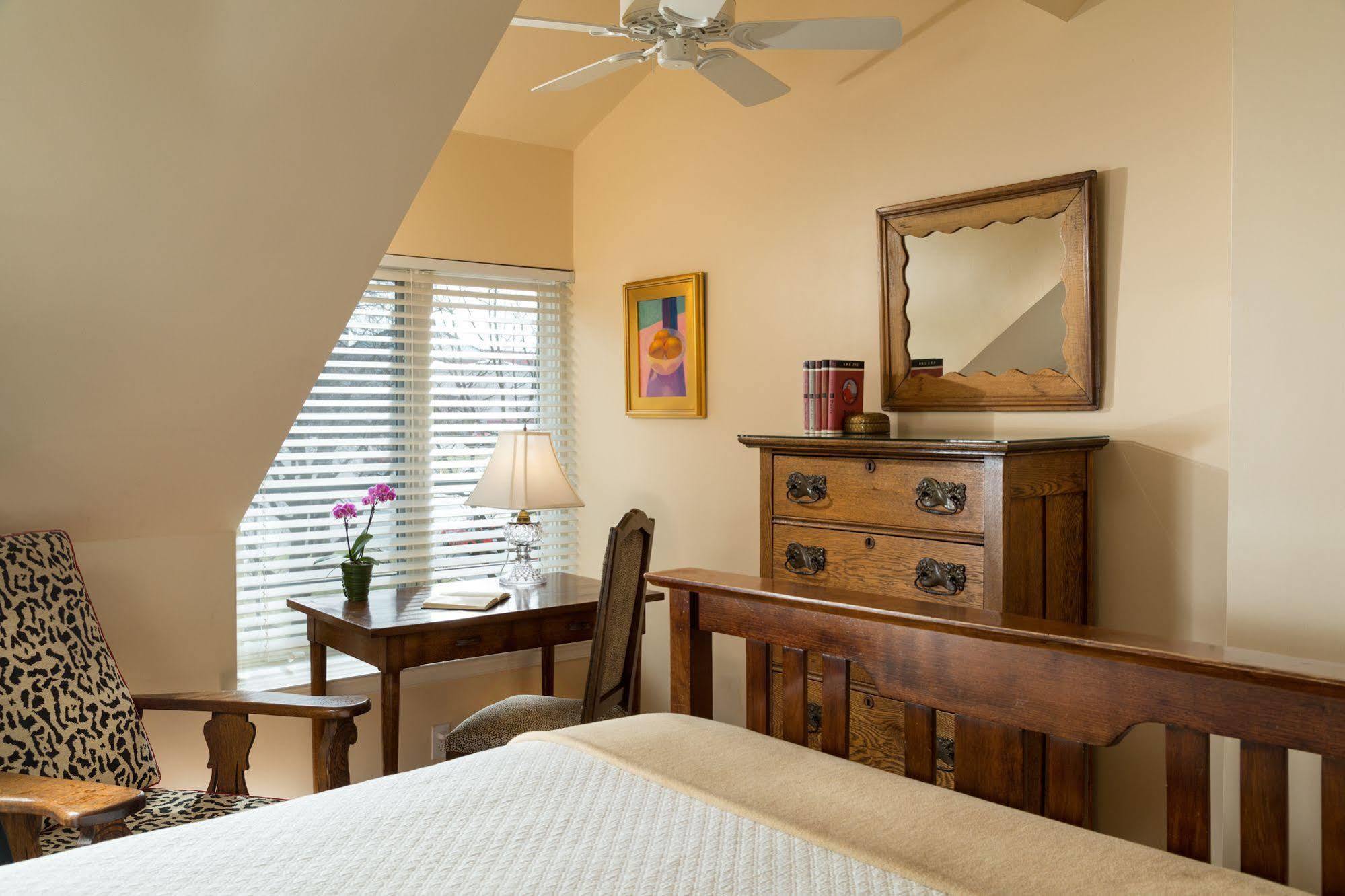 Woodley Park Guest House Distrito de Colúmbia Exterior foto